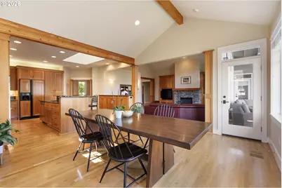 8676 SW Fair Ridge Way, Portland, OR 97223 - Photo 9