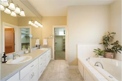 8676 SW Fair Ridge Way, Portland, OR 97223 - Photo 21