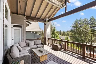 8676 SW Fairridge Way, Portland, OR 97223 - Photo 17