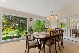 29 Westridge Dr, Lake Oswego, OR 97034 - Photo 17