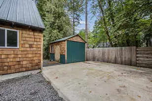 21423 E Meadow Crest Dr, Rhododendron, OR 97049 - Photo 27