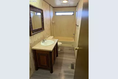 737 N 15th Ave, Elgin, OR 97827 - Photo 9