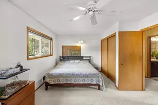 15924 SE Rhine St, Portland, OR 97236 - Photo 9