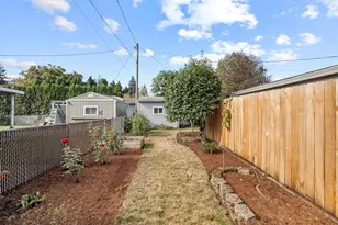 15924 SE Rhine St, Portland, OR 97236 - Photo 27