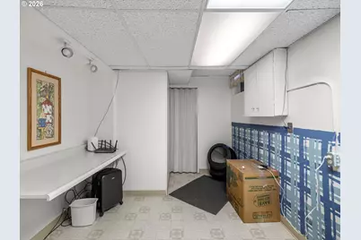 15924 SE Rhine St, Portland, OR 97236 - Photo 19