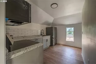 68964 Wildwood Rd, North Bend, OR 97459 - Photo 23