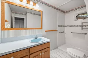 8318 NW Bacon Rd, Vancouver, WA 98665 - Photo 9