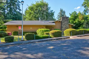 21986 Laurel Ave, Aurora, OR 97002 - Photo 37