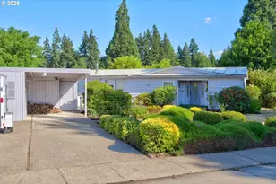 21986 Laurel Ave, Aurora, OR 97002 - Photo 3