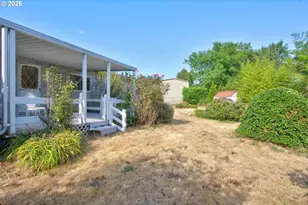 21986 Laurel Ave, Aurora, OR 97002 - Photo 33