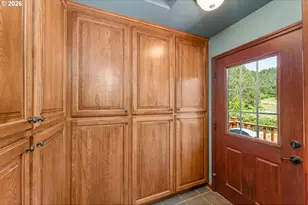 140 Old County Ln, Myrtle Creek, OR 97457 - Photo 9