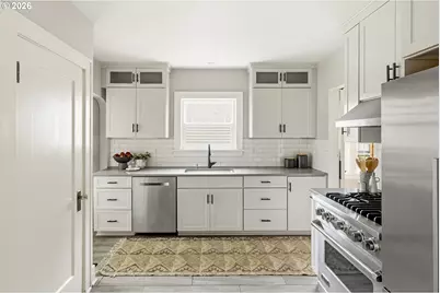 3343 NE 11th Ave, Portland, OR 97212 - Photo 9