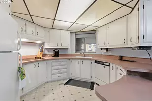 100 SW 195th Ave, Beaverton, OR 97006 - Photo 11