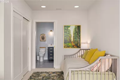2020 SW Market Street Dr #303, Portland, OR 97201 - Photo 15