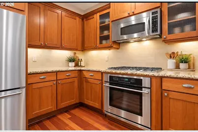 686 SW Rustica Ter, Portland, OR 97225 - Photo 19