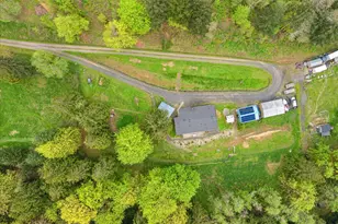 70460 Nick Thomas Rd, Rainier, OR 97048 - Photo 9