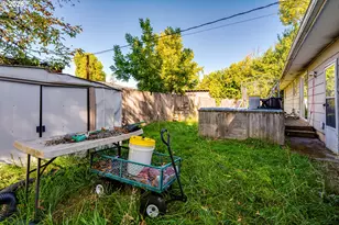 930 25th Pl, Springfield, OR 97477 - Photo 19