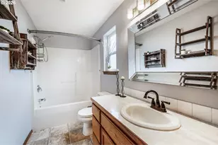 959 W 17th Ave, Junction City, OR 97448 - Photo 27