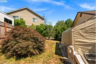 417 Blue Jay Ave, Forest Grove, OR 97116 - Photo 41