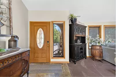 417 Blue Jay Ave, Forest Grove, OR 97116 - Photo 9