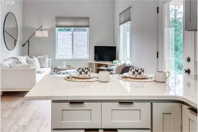 810 SE Beaver St, Toledo, OR 97391 - Photo 9