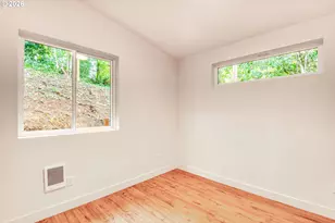 810 SE Beaver St, Toledo, OR 97391 - Photo 17