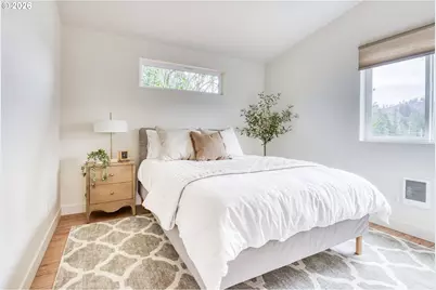 810 SE Beaver St, Toledo, OR 97391 - Photo 13