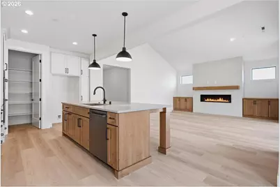 803 N V St, Washougal, WA 98671 - Photo 15