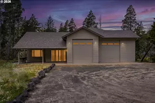 747 Pacific Dunes Dr, North Bend, OR 97459 - Photo 1