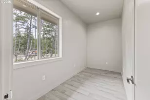 747 Pacific Dunes Dr, North Bend, OR 97459 - Photo 21