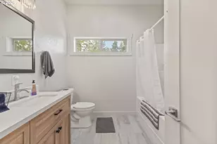 747 Pacific Dunes Dr, North Bend, OR 97459 - Photo 19