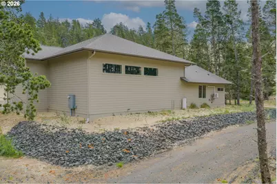 747 Pacific Dunes Dr, North Bend, OR 97459 - Photo 35