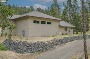 747 Pacific Dunes Dr, North Bend, OR 97459 - Photo 35