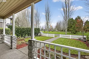 1202 NE Parks Edge Cir, Hillsboro, OR 97124 - Photo 3
