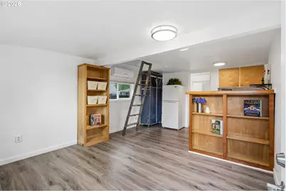 370 24th St, Salem, OR 97301 - Photo 27
