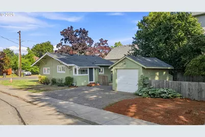 370 24th St, Salem, OR 97301 - Photo 17