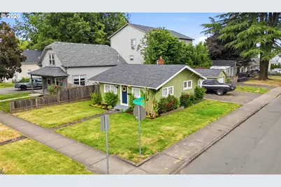 370 24th St, Salem, OR 97301 - Photo 3