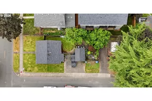 370 24th St, Salem, OR 97301 - Photo 17