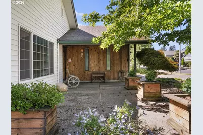 4698 Happy Dr NE, Salem, OR 97305 - Photo 25