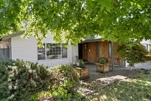 4698 Happy Dr NE, Salem, OR 97305 - Photo 5