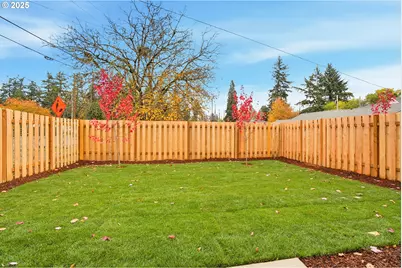 14722 SE Powell Blvd, Portland, OR 97236 - Photo 19