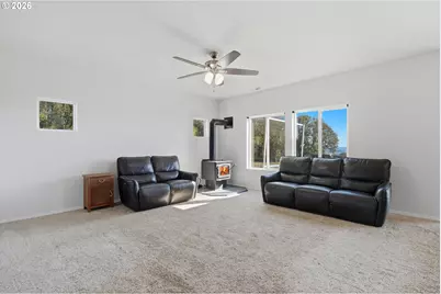 25250 NW Mount Richmond Rd, Yamhill, OR 97148 - Photo 17
