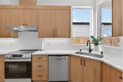 632 SE 35th St, Battle Ground, WA 98604 - Photo 9