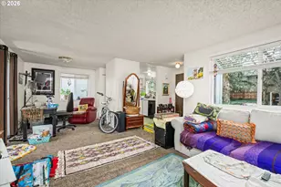 2145 Hawkins Ln, Eugene, OR 97405 - Photo 9