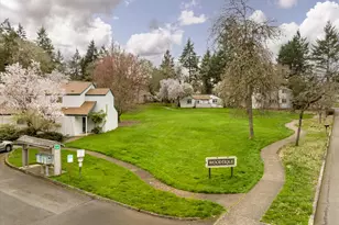 2145 Hawkins Ln, Eugene, OR 97405 - Photo 21