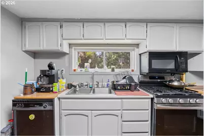 224 5th St, Dillard, OR 97432 - Photo 13
