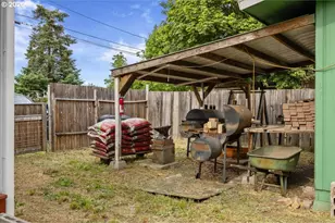 224 5th St, Dillard, OR 97432 - Photo 25