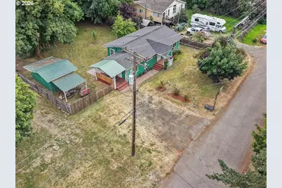 224 5th St, Dillard, OR 97432 - Photo 3