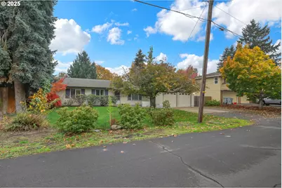 240 Dibblee Ln, Eugene, OR 97404 - Photo 3