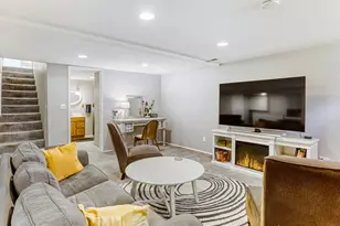 152 NE 5th Ave, Canby, OR 97013 - Photo 19